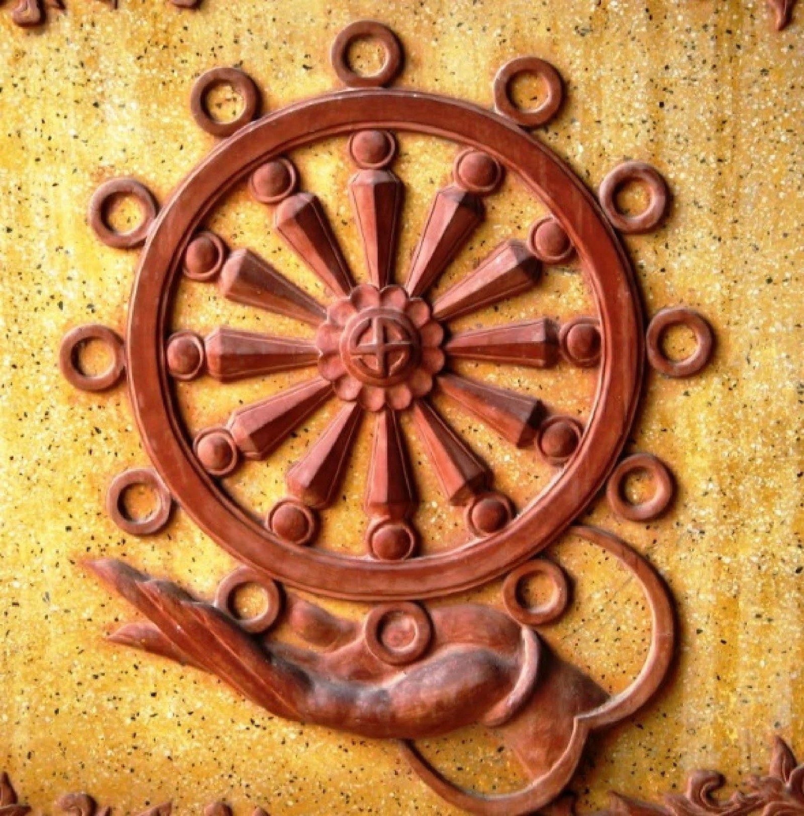 hinh anh banh xe luan hoi 3